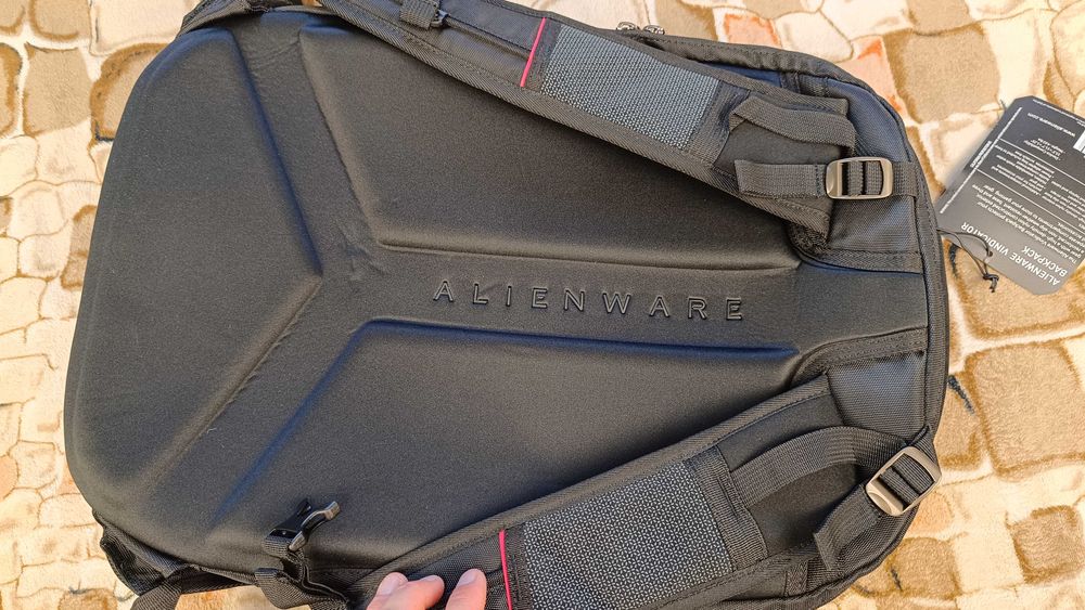 Сумка для ноутбука Dell Alienware Vindicator alien портфель 15.6