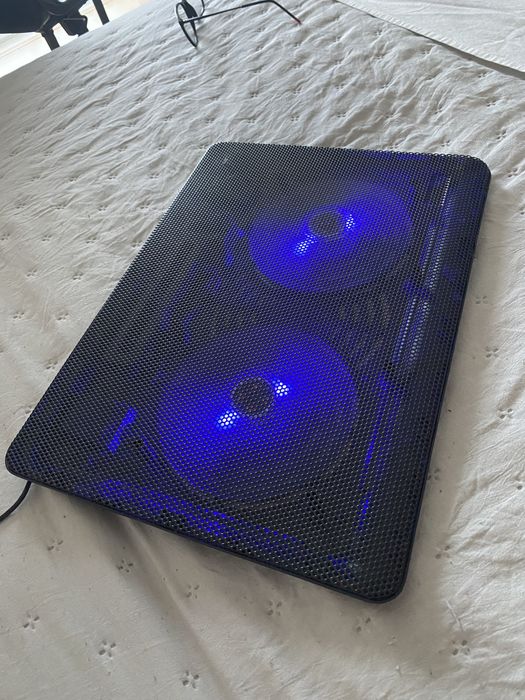 Computador Portátil + Cooler