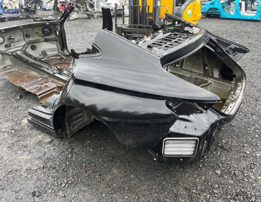 Четверть Audi E-tron GT RS крило кузов разборка