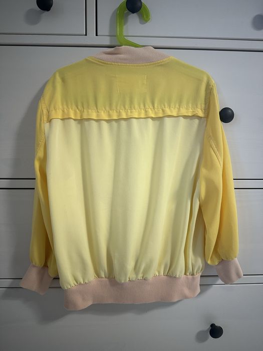 Żółta bluza / kurtka bomberka Bershka xxs / rękaw 3/4