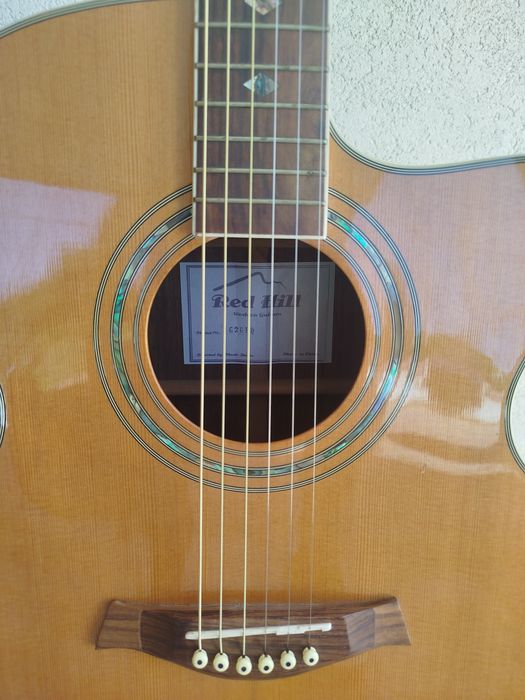 Guitarra Red Hill