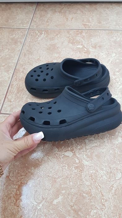Стильные черные кроксы крокси сабо клоги шлепки шльопки сандалии Crocs