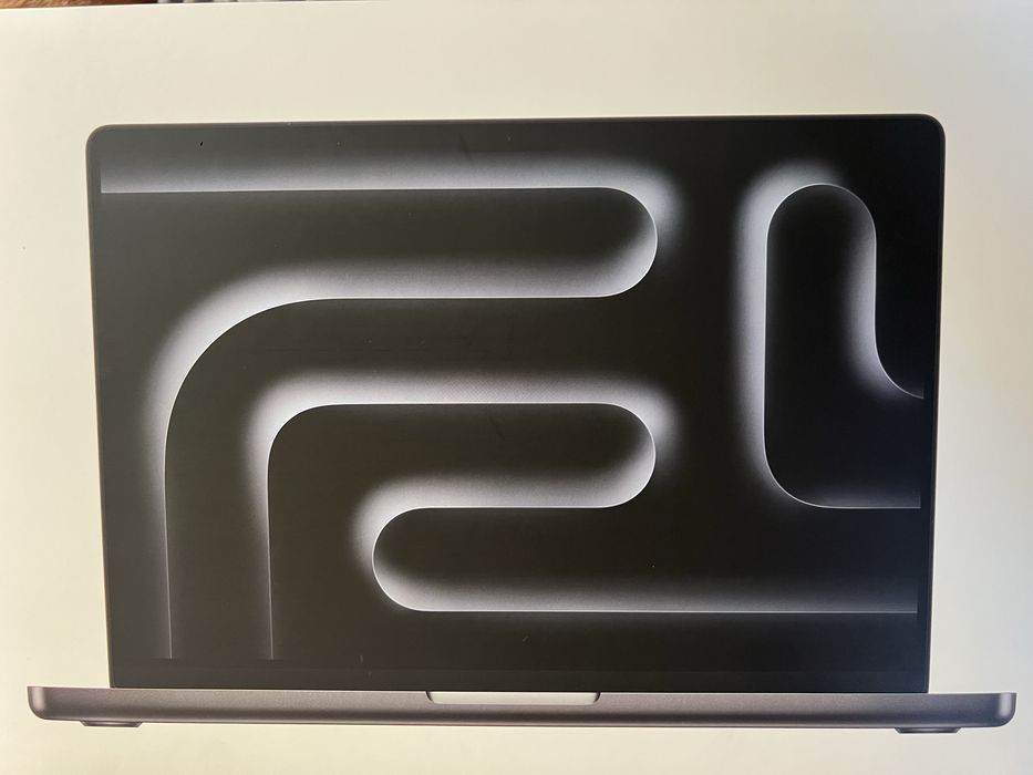 Macbook m4 max 64gb 1TB 14