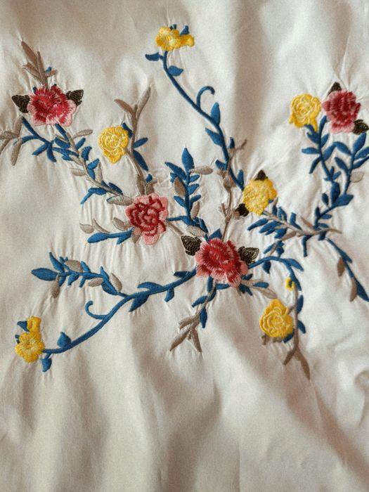 Biała koszula wyszywana haftowana w stylu folk CENA OSTATECZNA
