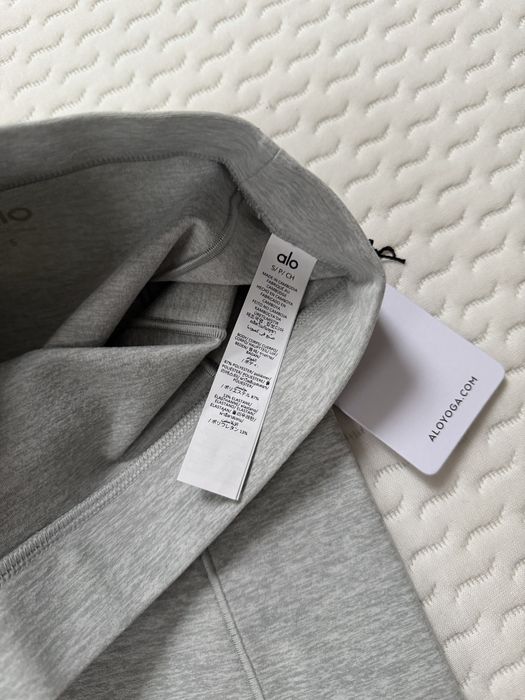 Оригінальний комплект Alo Yoga Alosoft Sincere • Grey • S