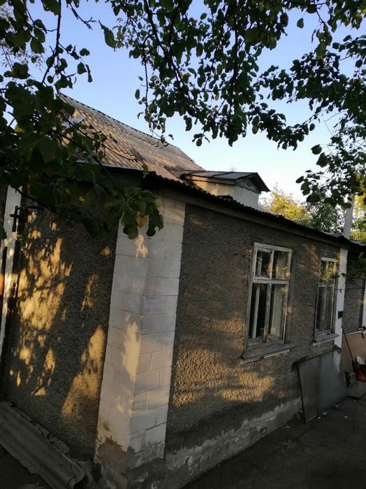 Цегляний будинок на Харчовиків код 9110