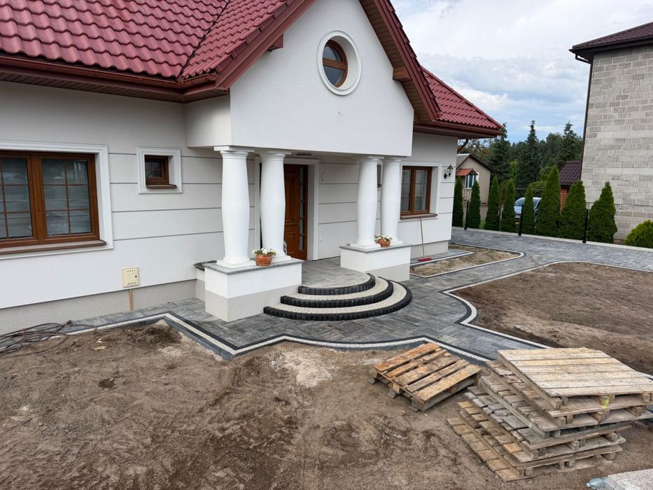 Układanie kostki brukowej i ogrodzenia