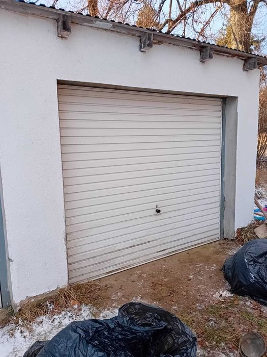 Garaż w Stroniu Śląskim