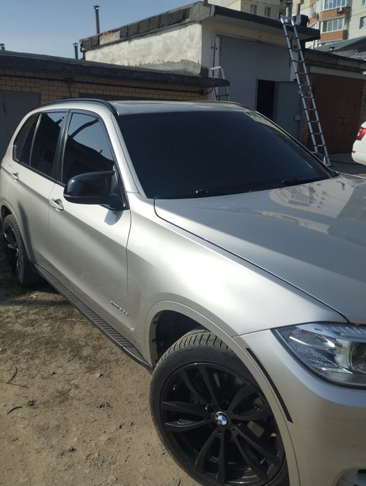 Тонування авто. Поліровка та бронювання фар . Тонування стопів .