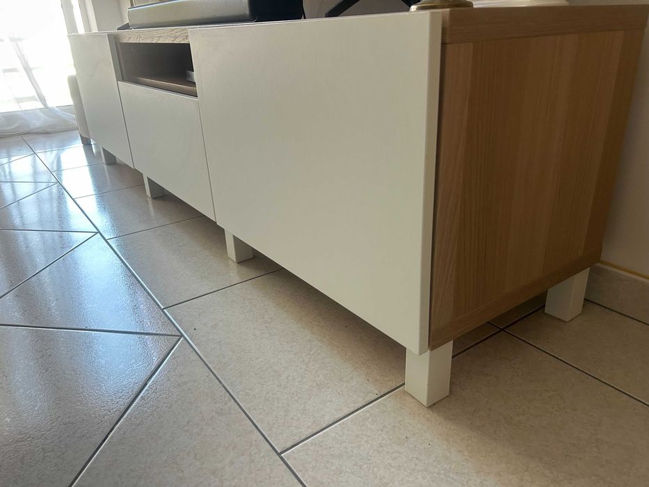 Móvel de TV 180x48 cm – Carvalho c/ Velatura Branca – Excelente Estado/ Como Novo