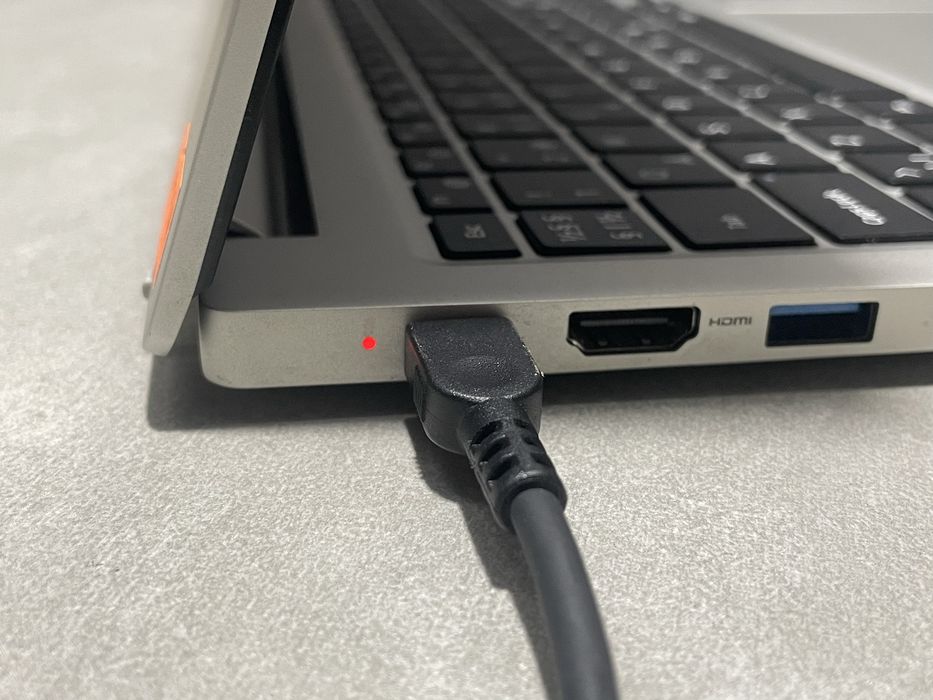 Ноутбук Samsung NP750XED-KC1SE 15.6" на відновлення! N3008