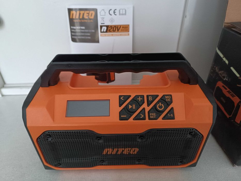 Radio warsztatowe akumulatorowe Niteo 20 V MAX