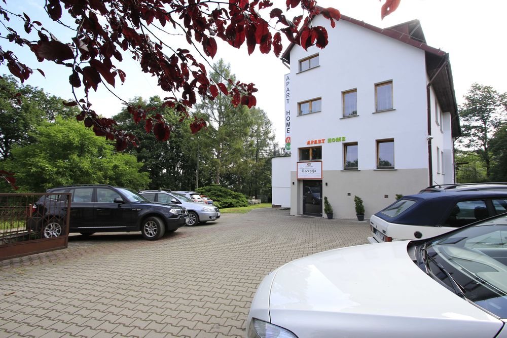 Obiekt Hotelowy w Polanicy-Zdrój na 55 gości z restauracją 951m2, Apartamenty