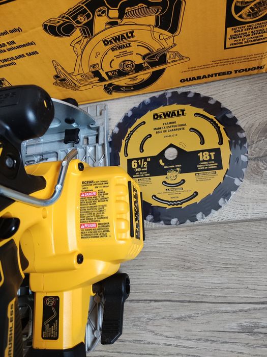 Топ!Потужна циркулярна пила DeWalt DCS 565 b Оригінал!