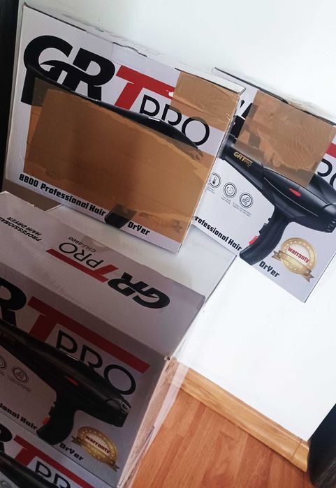 GRT PRO 8800 Jonowa suszarka do włosów 3500 W Turbo Powystawowa