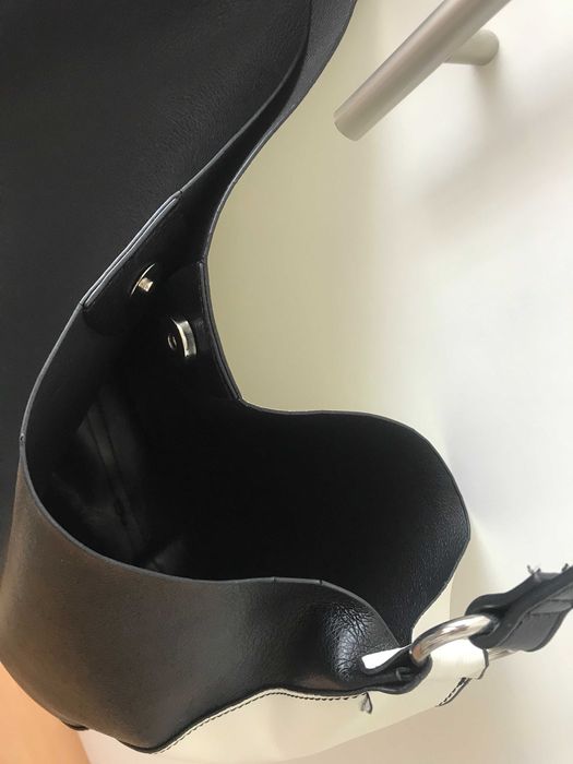 Torebka ZARA czarno-biała na zatrzask 40x30x10 Piękna i Elegancka