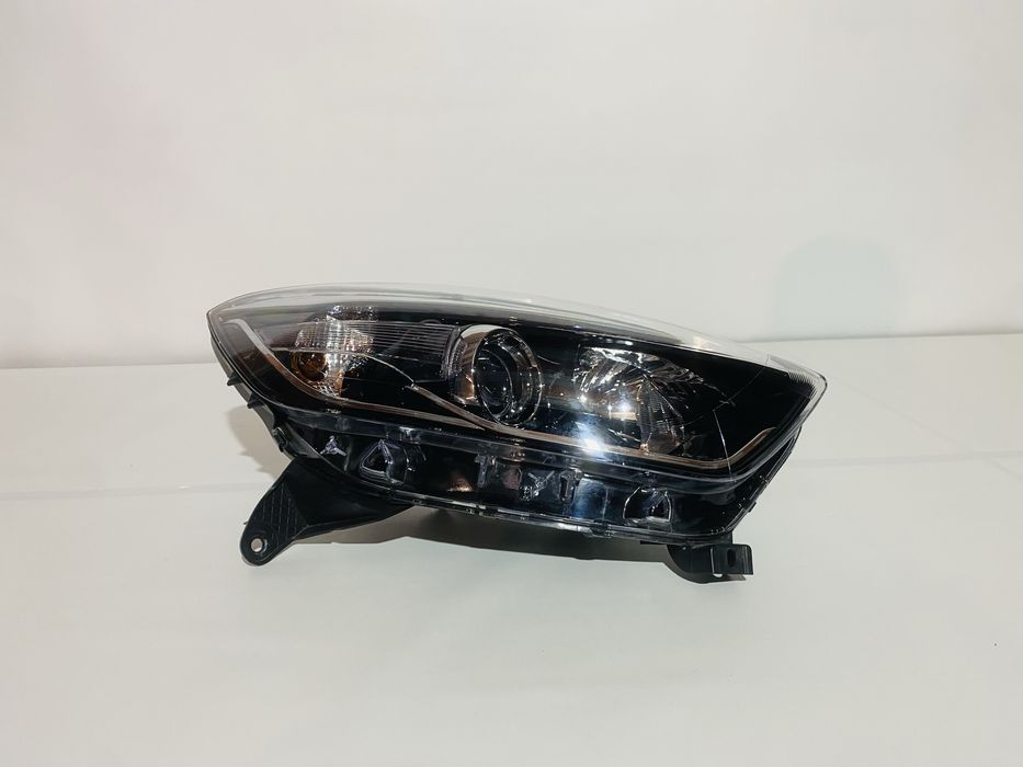 Ótica Direita Renault Captur I Como Nova