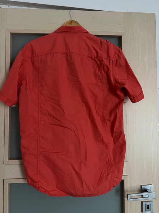 Malinowa koszula C&A