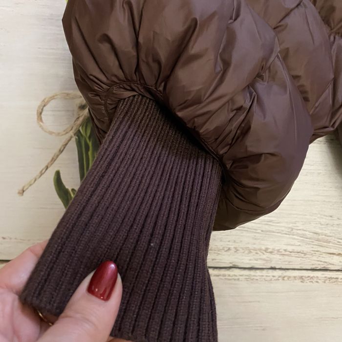 Женская куртка с капюшоном