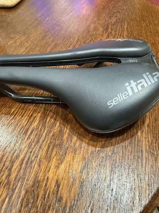 Siodło Selle Italia Flite Boost Kit Carbonio Superflow 145mm