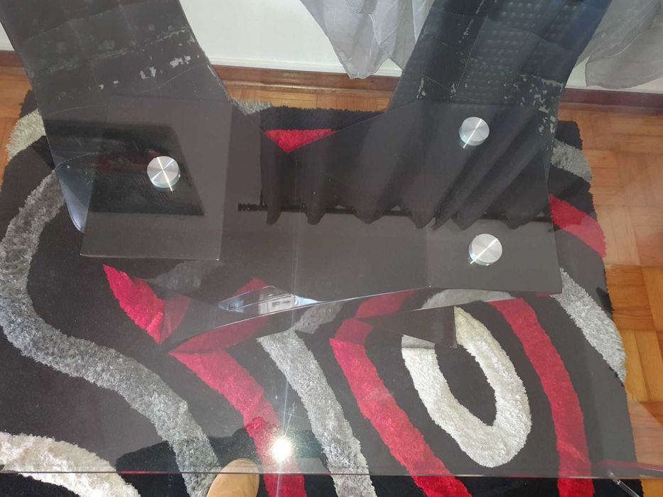 Mesa vidro com 4 cadeiras