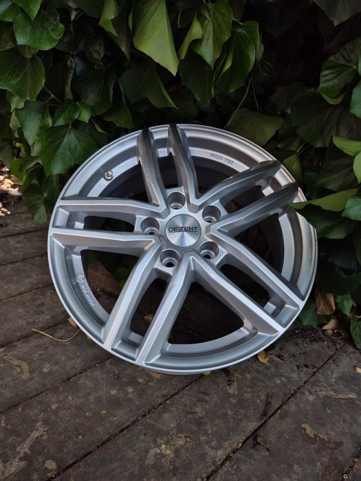 Німецькі диски Dezent TR Silver R16 5x112 VW / Skoda / Seat / Audi