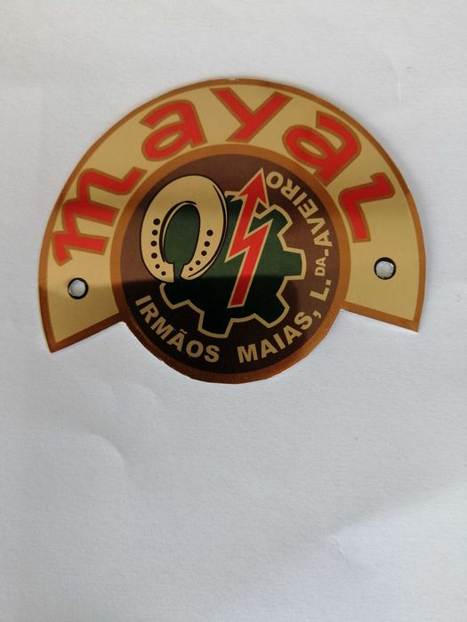 Emblemas em alumínio para depósito e guarda lamas Mayal