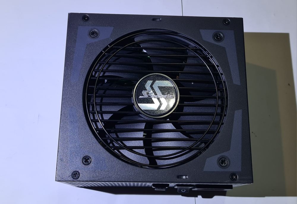 Seasonic 850W Focus Plus Platinum