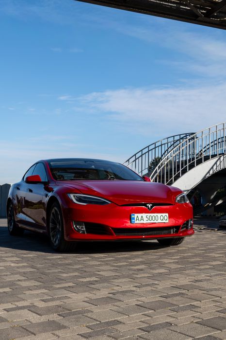 Tesla Model S Р100D Ludicrous+