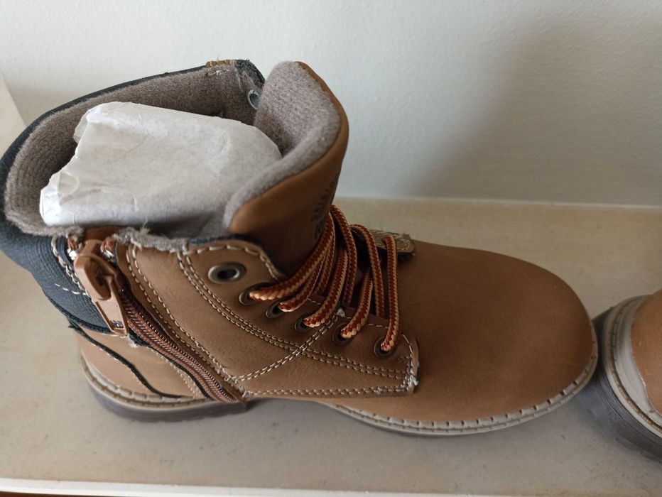 Botas menino rockland novas