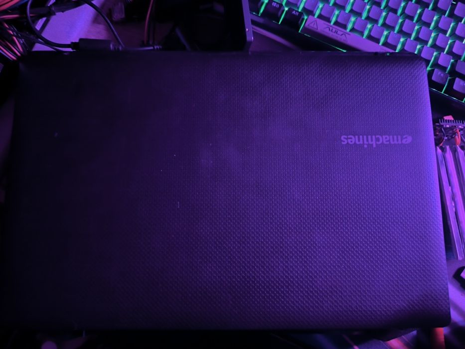 Acer Emahines e442/e729z