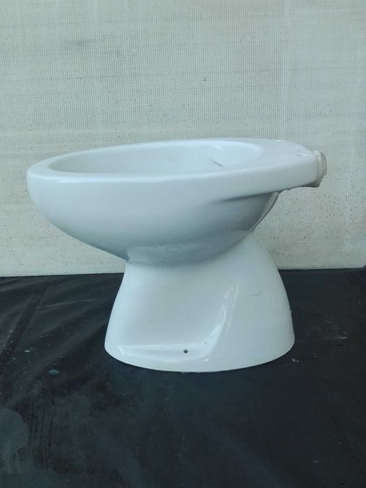 Louças sanitárias para casa de banho novas