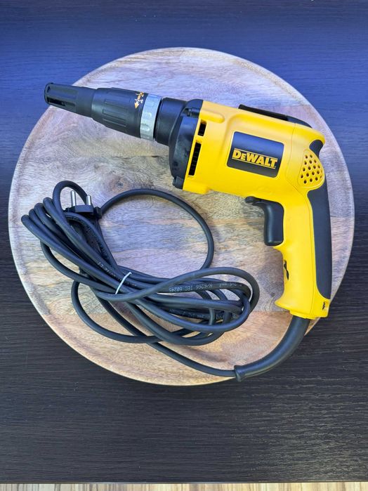 Wkrętarka DeWalt 540W 230V DW274