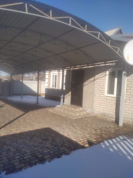 Продам просторный дом Красногорка