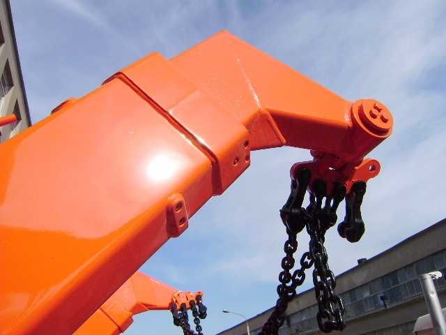 Piaskowanie i lakierowanie konstrukcji zbiorników duże elementy