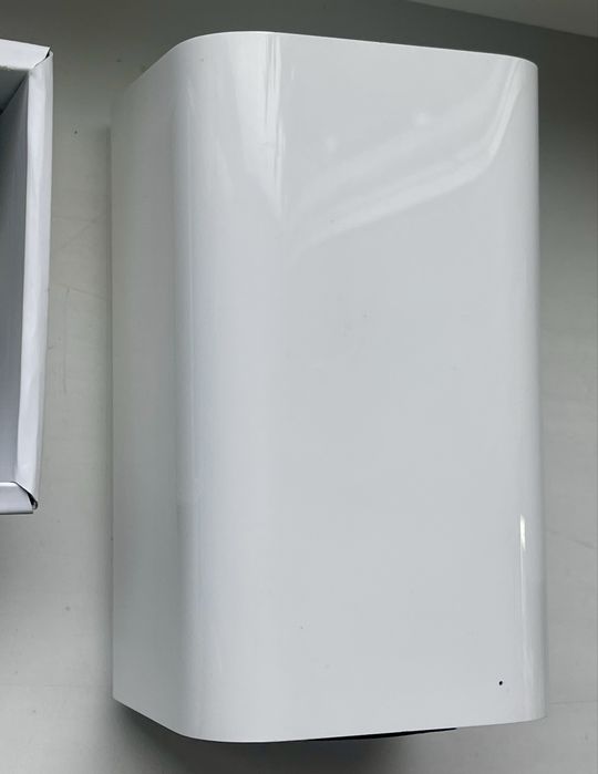 Apple AirPort Time Capsule 2TB • Гігабітний Wi-Fi Роутер + NAS Сховище