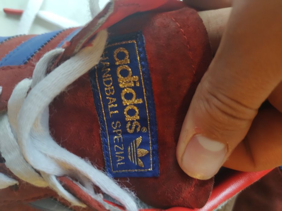 Продам кросовки adidas spezial red/blue