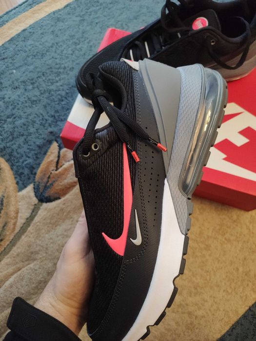 Nike Air MAX PULSE 45