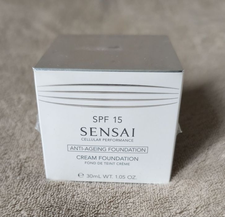 Новий тональний крем Sensai Anti-Ageing Foundation. CF12.Оригінал