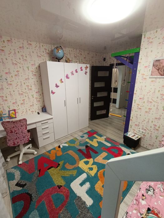 Продам 3-комн. квартиру. Современный ремонт. Левобережный -3.