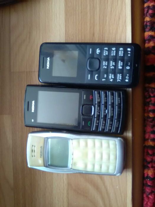 Обменяю мобильный телефон