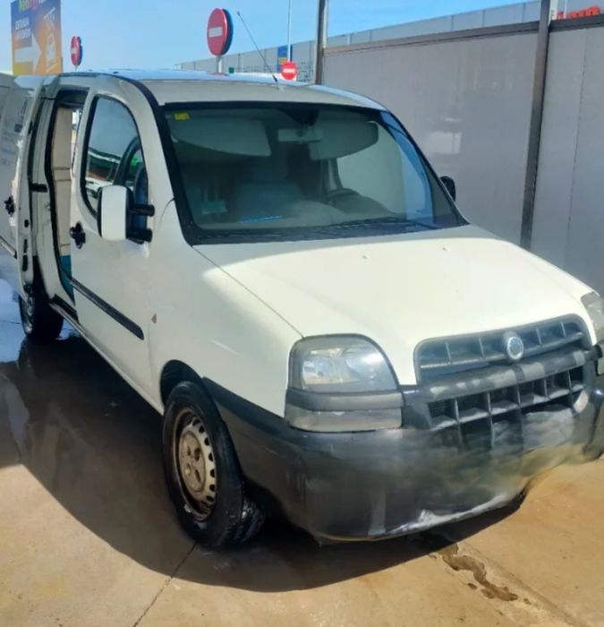 Fiat doblo 1.9 impecável