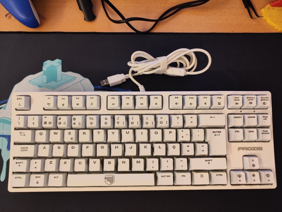 Vendo Teclados de computador