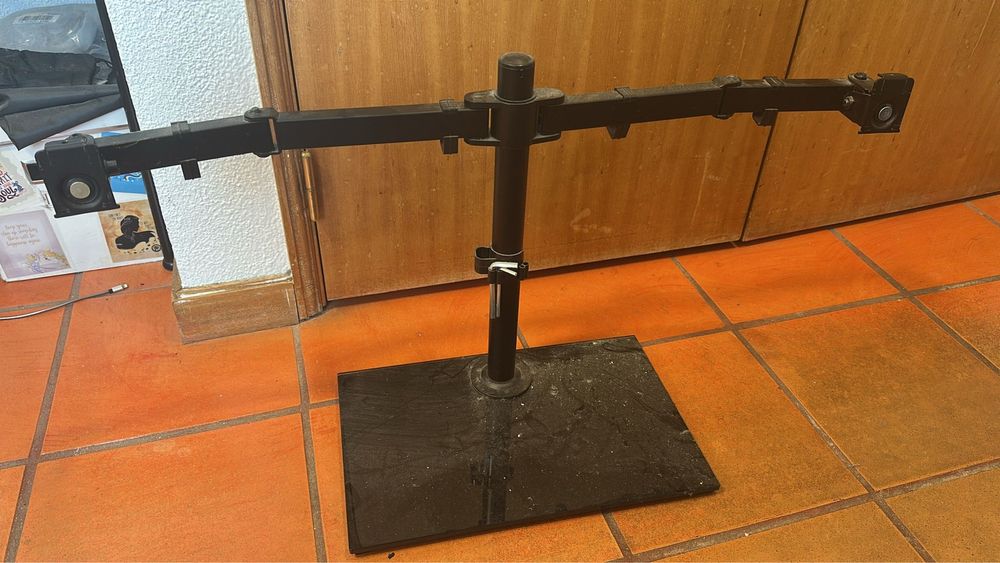 Suporte para 2 monitores