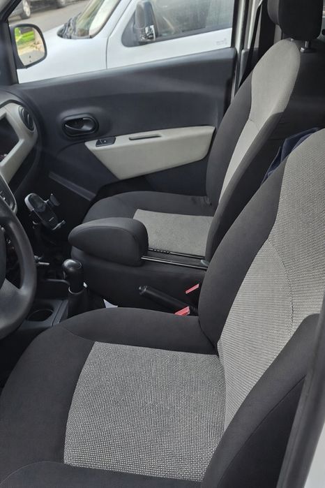 Carrinha comercial Dacia Dokker AC Cruise Control IVA dedutível