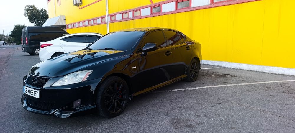 Продам Lexus IS  2,5 бензин