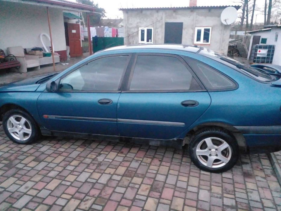 Renault laguna 1