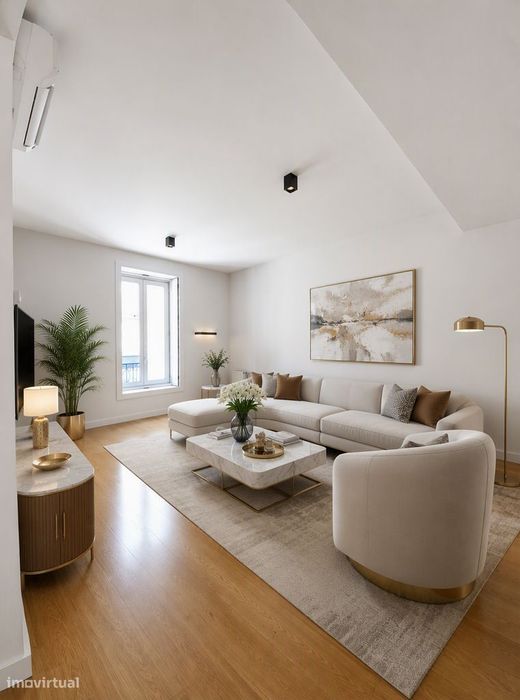 Apartamento T1 no coração do Chiado, com garagem e arrecadação