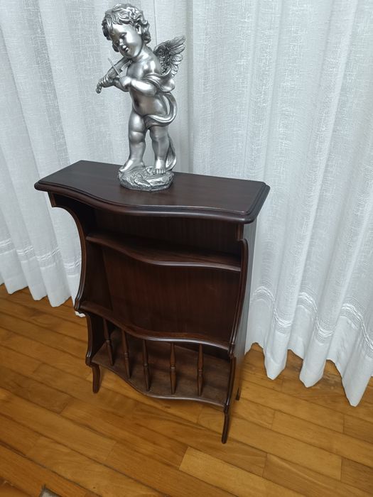 Móvel antigo de apoio restaurado estilo inglês em madeira de mogno