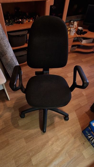 Компьютерное кресло (только Днепр)